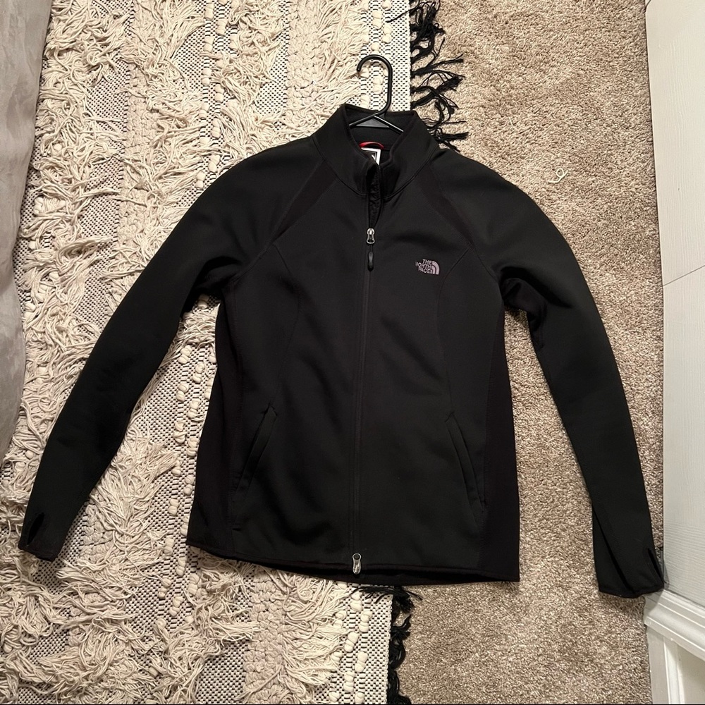 The North Face Women’s Light Fleece Jacket